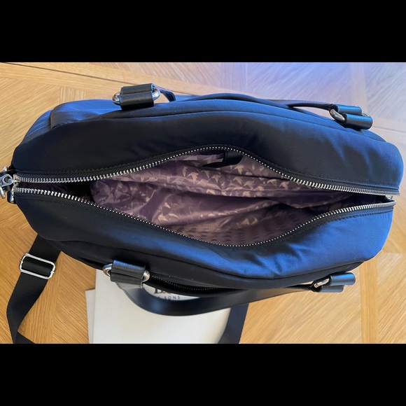 Lo & Sons OG Bag (Black w/ lavender interior) - Picture 4 of 8